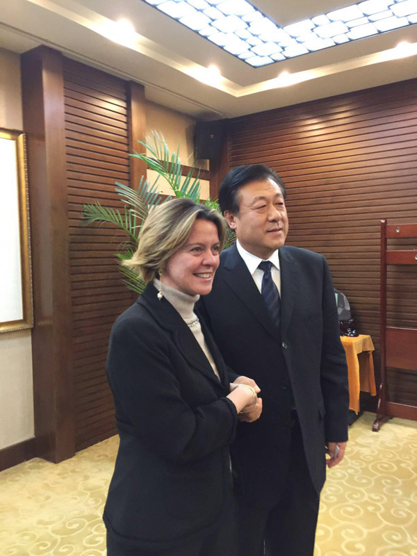 ll Ministro Lorenzin con il Vice Ministro dell’Agricoltura Yu Kangzhen