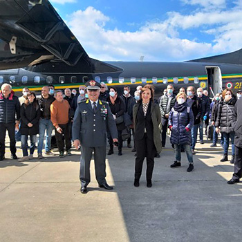 Sottosegretaria Sandra Zampa all'aeroporto in partenza per Bergamo