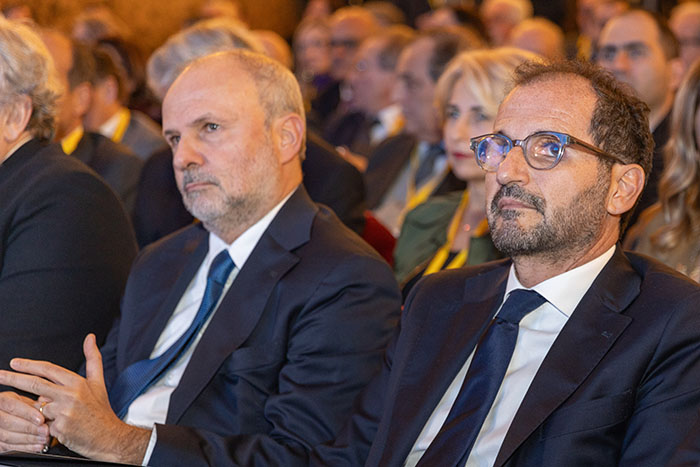 Il Ministro Schillaci e il Sottosegretario Gemmato al teatro Piccinni