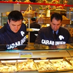 Carabinieri del NAS ispezionano alimenti