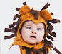 Bambino in costume carnevalesco