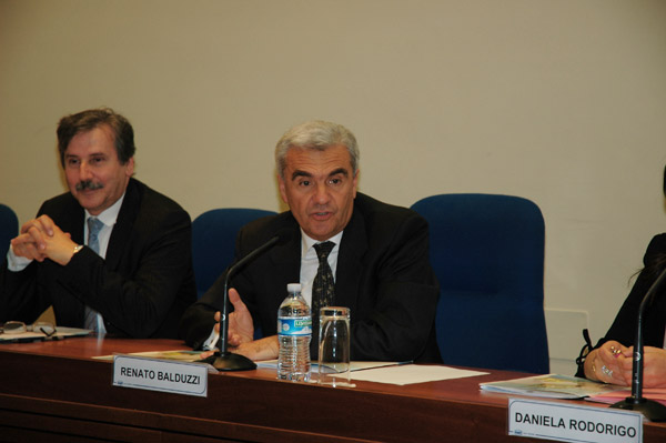 Ministro Balduzzi alla conferenza stampa di presentazione del progetto 'Capitan KuK'