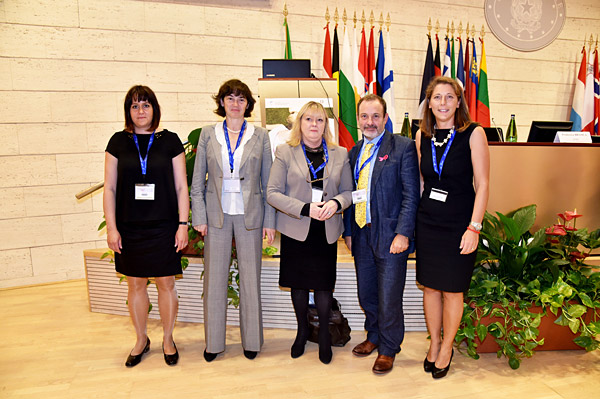 Speakers of the first session on Lifestyles: Isabel De la Mata, Peggy Maguire, Francesco Branca with Hana Horka (rapporteur) and Serena Battilomo (chairperson)