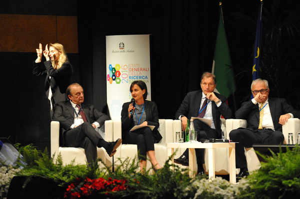 Stati generali della ricerca sanitaria, panel sulle Strategie per l’internazionalizzazione della ricerca. Parla Angela Santoni Rappresentante italiano del Tavolo di programma H2020-SC1