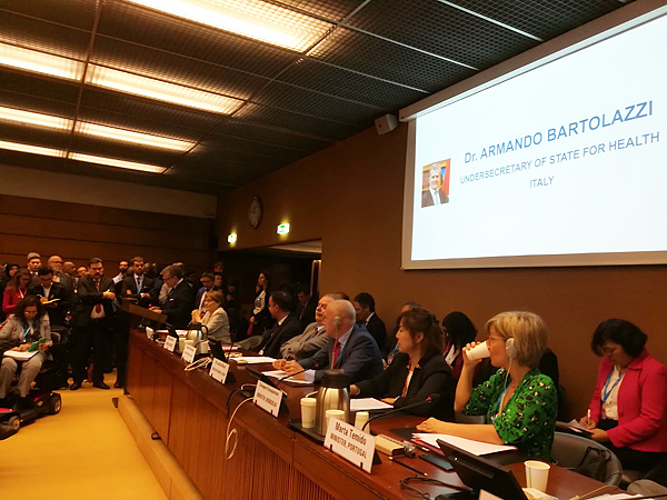 Tavolo dei relatori alla 72ma Assemblea mondiale della sanità