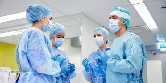 immagine di alcuni chirurghi