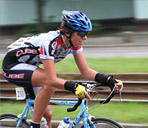 Immagine di un ciclista durante una gara