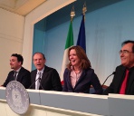 Presidente nazionale della LILT professor Francesco Schittulli, il Ministro della Salute Beatrice Lorenzin e Albano Carrisi