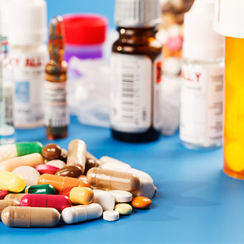 immagine di vari tipi di farmaci