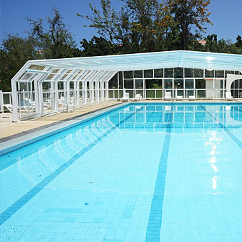 apre immagine piscina